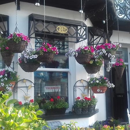 Amber Lodge Guest House Great Yarmouth Ngoại thất bức ảnh