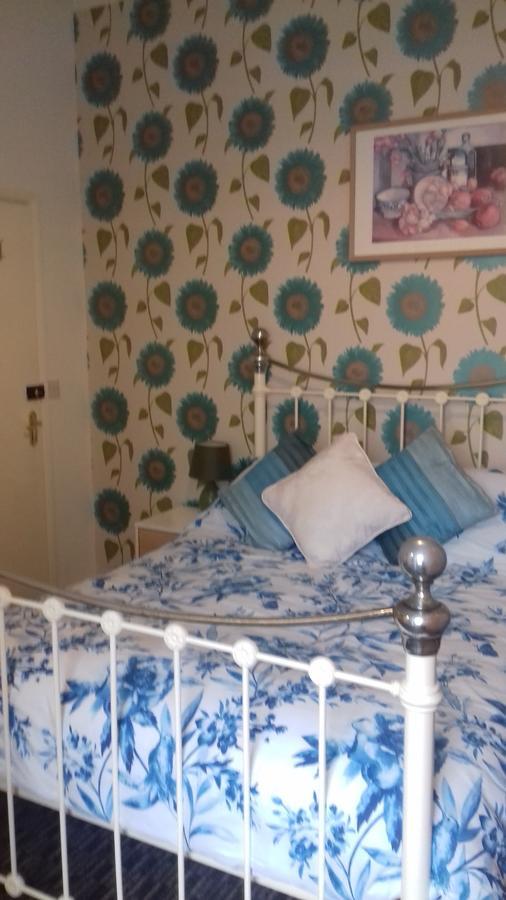 Amber Lodge Guest House Great Yarmouth Ngoại thất bức ảnh