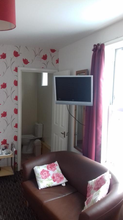 Amber Lodge Guest House Great Yarmouth Ngoại thất bức ảnh